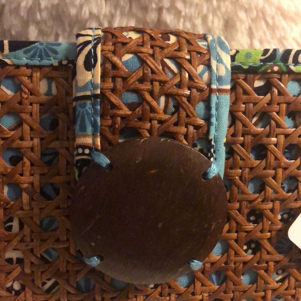 NWT Vera Bradley Tiki Clutch Wedding, vacation, beach, photo shoot honeymoon - Picture 3 of 11